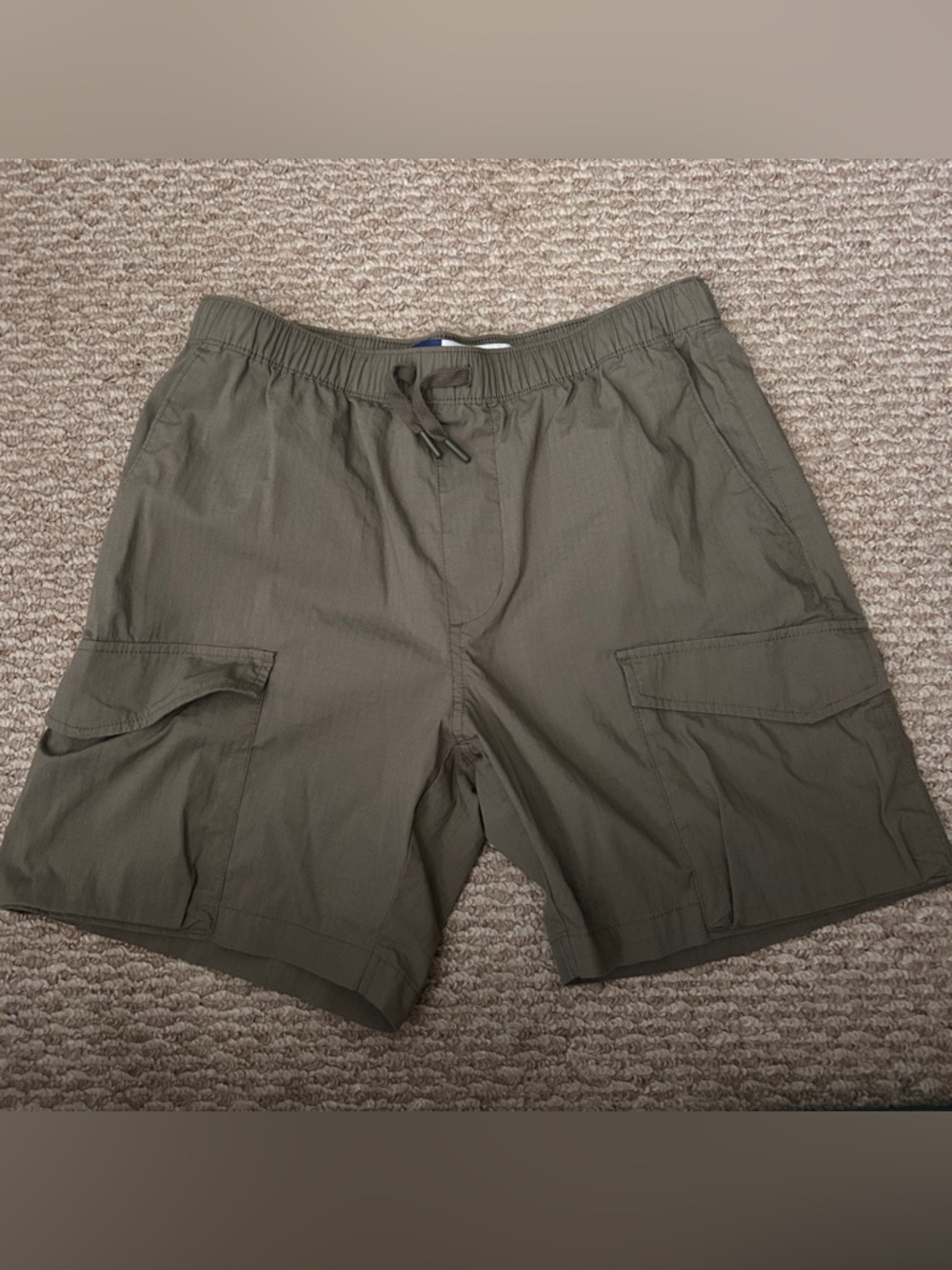 Mens old navy cargo shorts medium